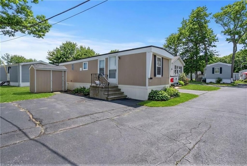 Located in a desirable coastal community, this charming - Beach Home for sale in Middletown, Rhode Island on Beachhouse.com