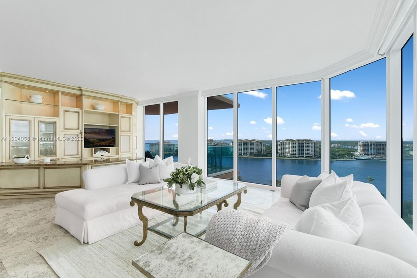 Highly desirable and rarely available 03 line at the iconic - Beach Condo for sale in Miami Beach, Florida on Beachhouse.com