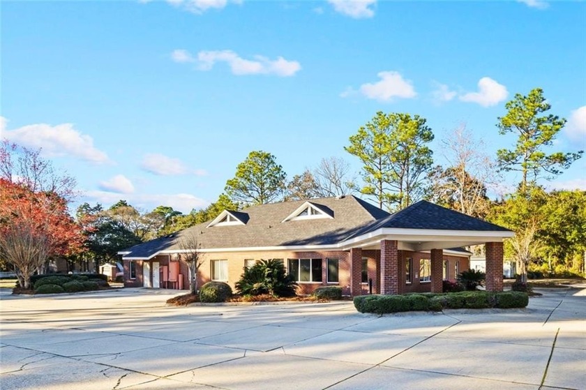 Rare opportunity to acquire a freestanding, fully brick medical - Beach Commercial for sale in Mobile, AL on Beachhouse.com