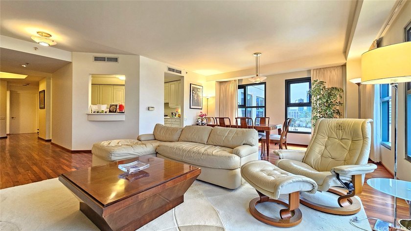 Welcome to sophistication, elegance and privacy at the Queen - Beach Condo for sale in Honolulu, Hawaii on Beachhouse.com