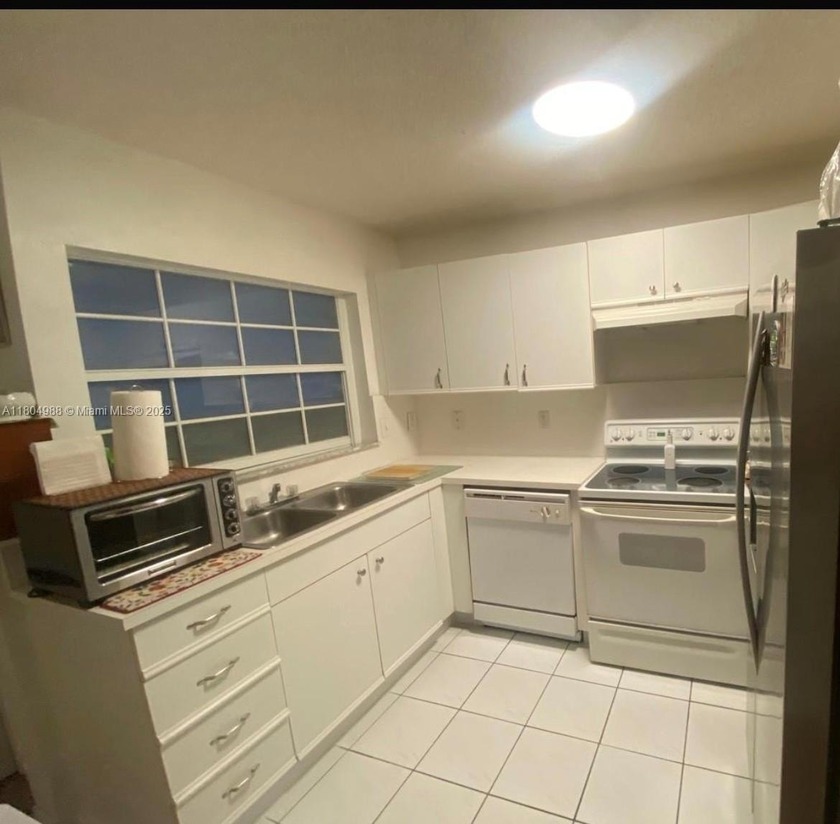 All Ages. Second floor 2/2 condo unit ready to move in by June 1 - Beach Condo for sale in Miami, Florida on Beachhouse.com