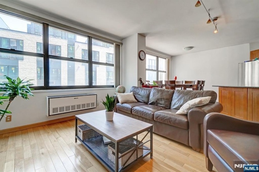 Welcome home to this spacious 1 bedroom/ 1.5 bath apartment - Beach Home for sale in Guttenberg, New Jersey on Beachhouse.com