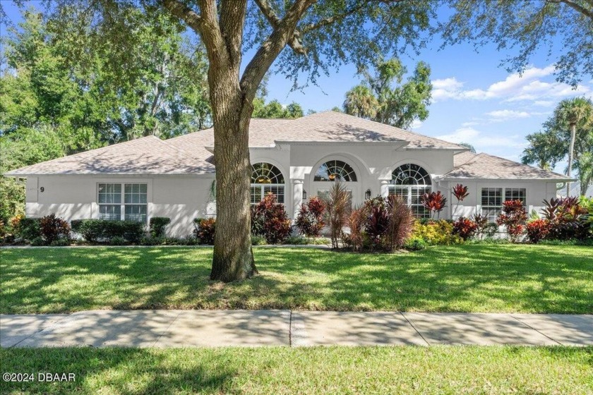 This beautiful, nearly 3,000sf custom-built Johnson Group home - Beach Home for sale in Ormond Beach, Florida on Beachhouse.com