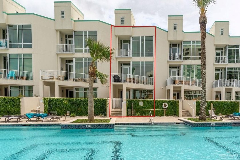 Rare opportunity to own a bungalow at the Sapphire on SPI. Unit - Beach Condo for sale in South Padre Island, Texas on Beachhouse.com