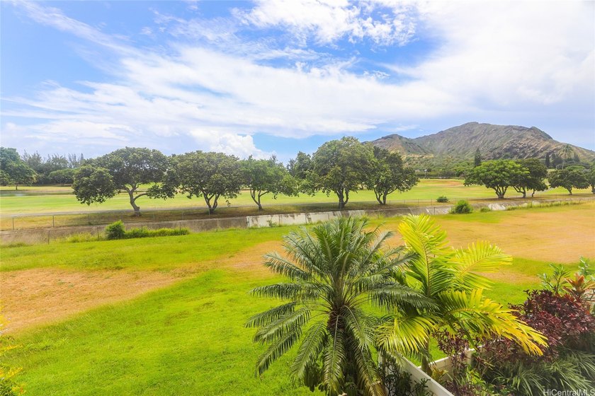 Open House This Sunday - Big As Single Family - Excellent - Beach Condo for sale in Honolulu, Hawaii on Beachhouse.com