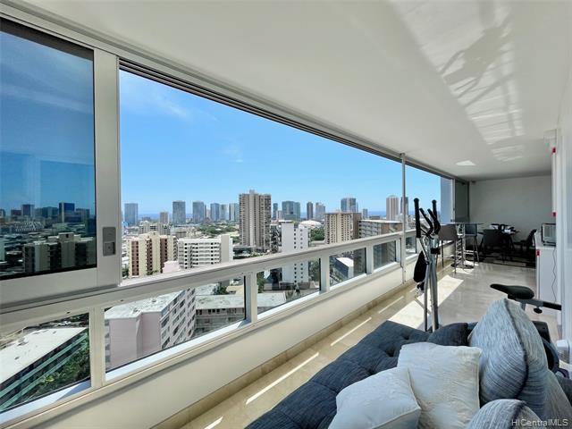 This one of a kind custom PENTHOUSE is perfect for that buyer - Beach Condo for sale in Honolulu, Hawaii on Beachhouse.com