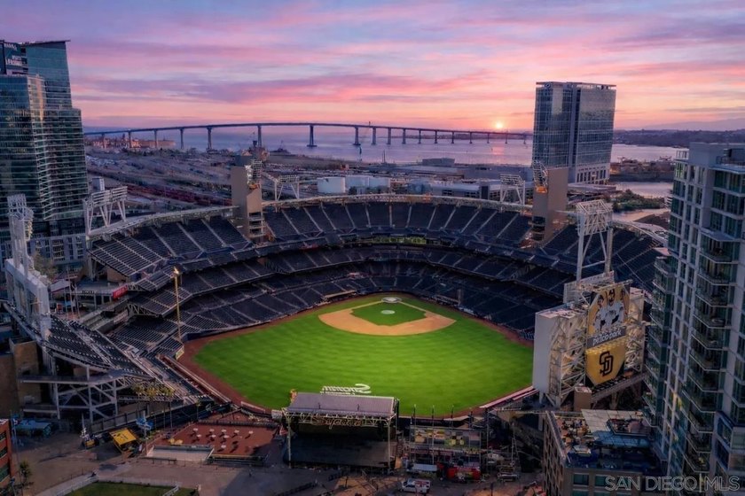 Dramatically positioned atop the cityscape, this exceptional - Beach Condo for sale in San Diego, California on Beachhouse.com