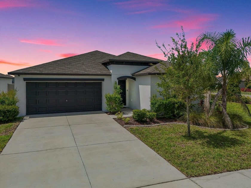 Live the Florida Lifestyle in Style! Welcome to 9607 Lemon Drop - Beach Home for sale in Ruskin, Florida on Beachhouse.com