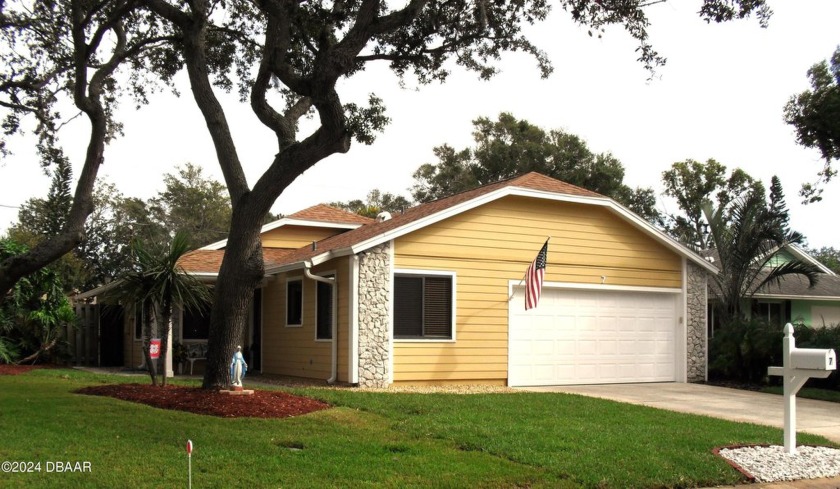 Wonderful opportunity for someone looking for a well maintained - Beach Home for sale in Ormond Beach, Florida on Beachhouse.com