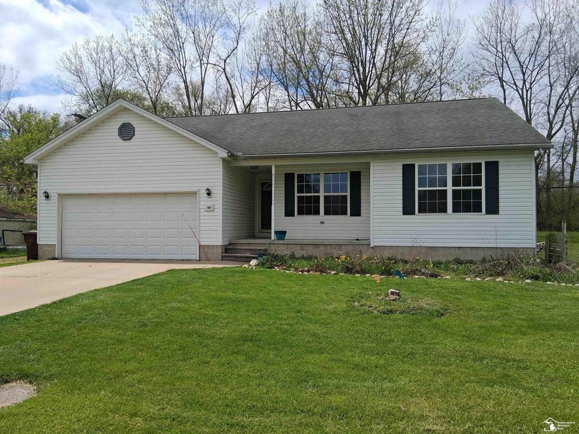 Lake-life Fun in Brest Bay Grove - 3 bedrooms 2 bathrooms - - Beach Home for sale in Newport, Michigan on Beachhouse.com