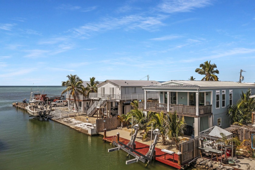 Entertaining Oasis with Ocean Views galore in the heart of the - Beach Home for sale in Marathon, Florida on Beachhouse.com