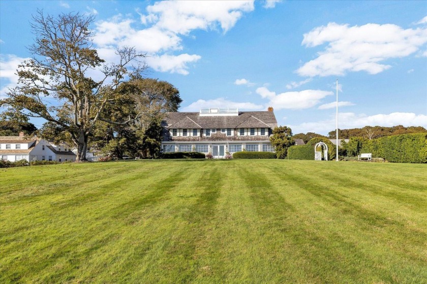 This quintessential Cape Cod home has spectacular views of - Beach Home for sale in Hyannis Port, Massachusetts on Beachhouse.com