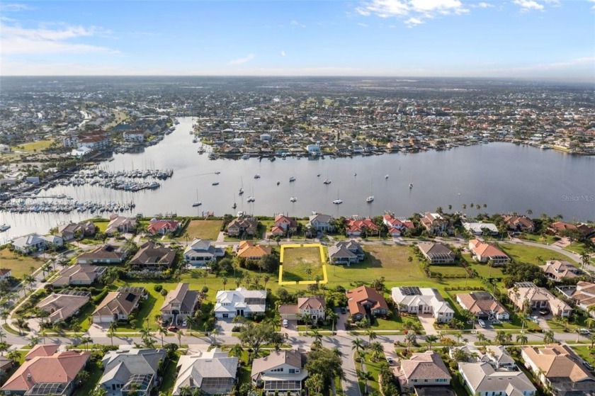 Opportunities like this don't come around often in - Beach Lot for sale in Apollo Beach, Florida on Beachhouse.com