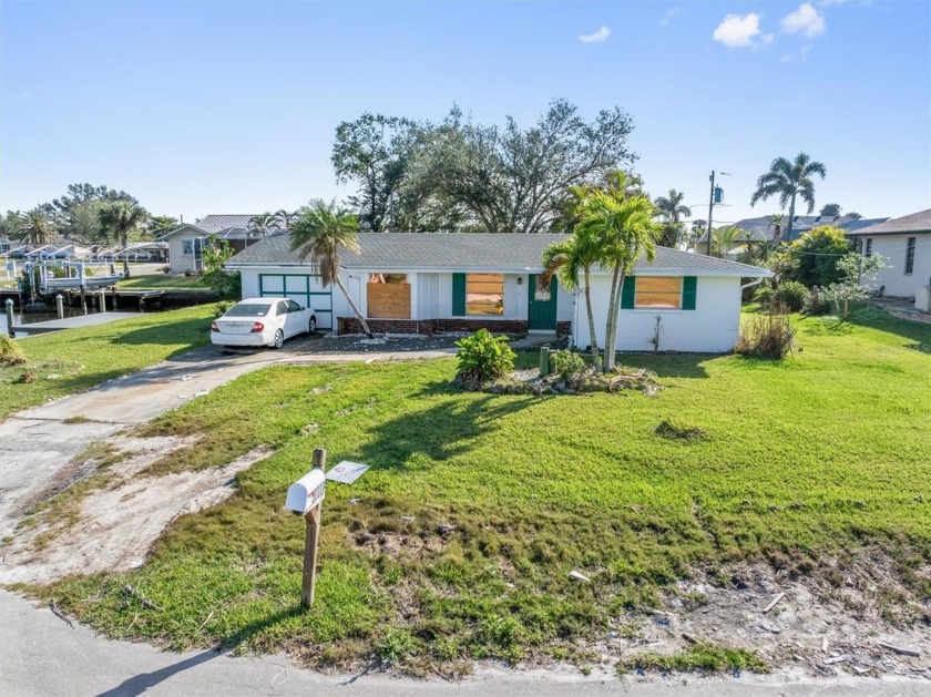 One or more photo(s) has been virtually staged. Rare oversized - Beach Home for sale in Punta Gorda, Florida on Beachhouse.com