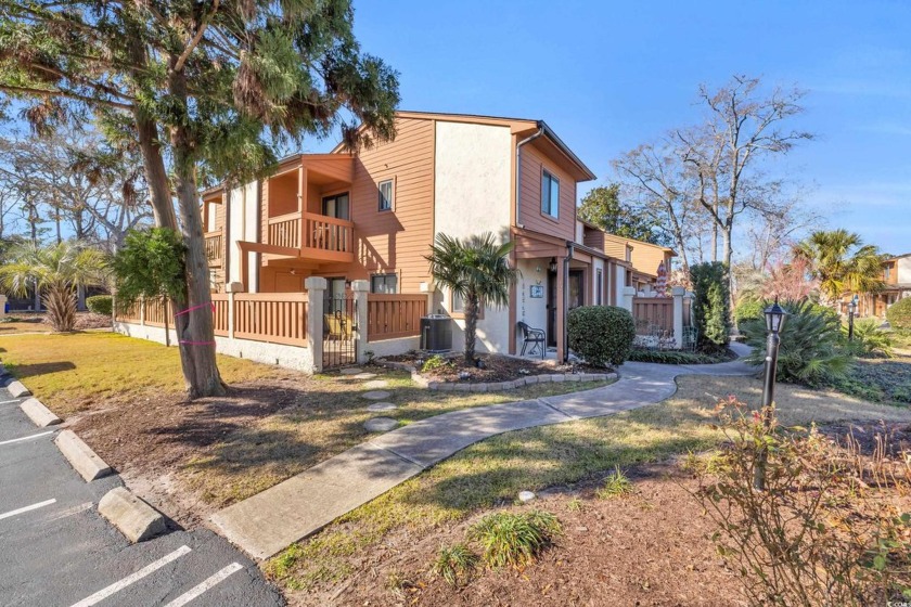 -2 BEDROOM FURNISHED TOWNHOME SUPER RARE GOLF CART COMMUNITY - Beach Townhome/Townhouse for sale in Surfside Beach, South Carolina on Beachhouse.com
