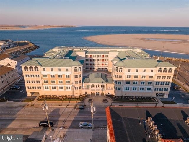Looking for a Luxury Condo? Look no further, this one has it - Beach Home for sale in Wildwood, New Jersey on Beachhouse.com