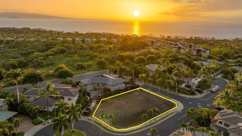 Welcome to your opportunity to own a rare, over quarter-acre - Beach Lot for sale in Kihei, Hawaii on Beachhouse.com