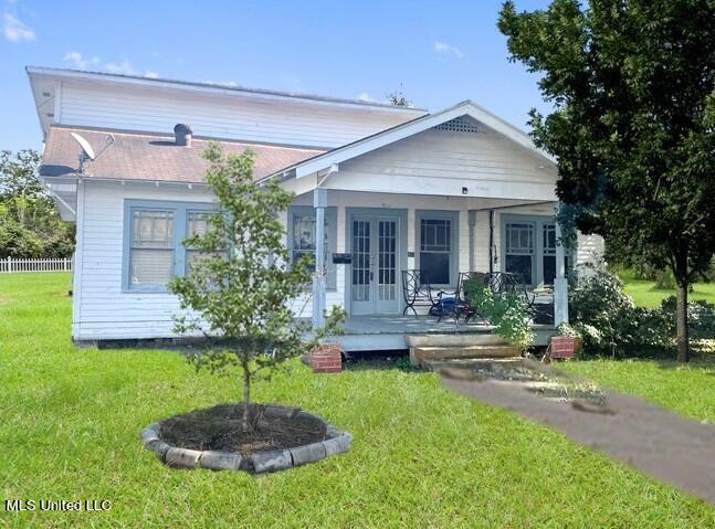 924 39th Ave has so much potential and would make the perfect - Beach Home for sale in Gulfport, Mississippi on Beachhouse.com
