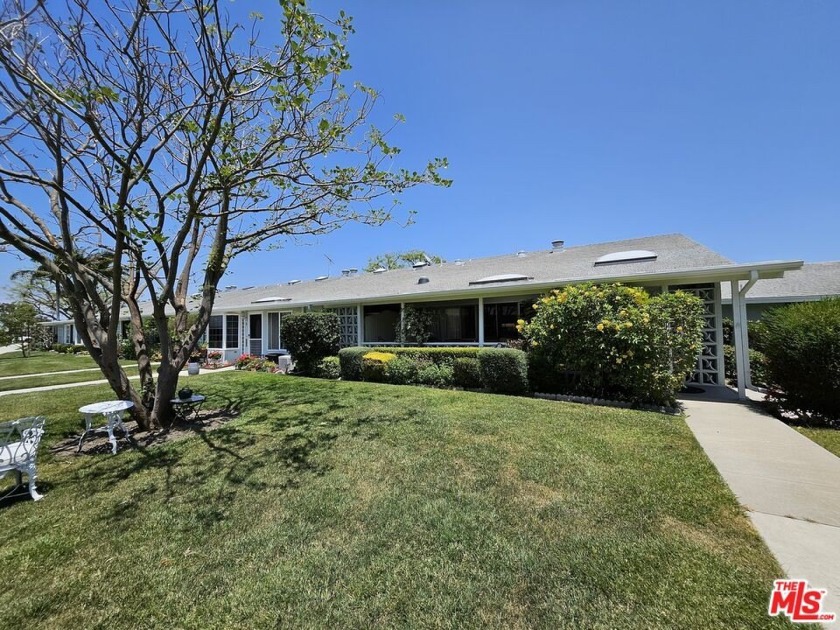 This is the upgraded two-bed, one-bath corner unit you're - Beach Other for sale in Seal Beach, California on Beachhouse.com