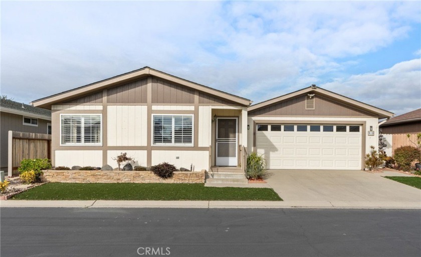 Beautiful manufactured home in the 55+ community of Rancho Buena - Beach Home for sale in Santa Maria, California on Beachhouse.com