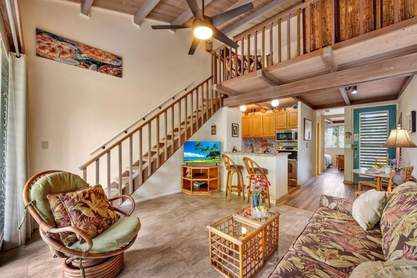 Ocean lover?  The ocean is only about 100' away.  Swimming - Beach Condo for sale in Lahaina, Hawaii on Beachhouse.com