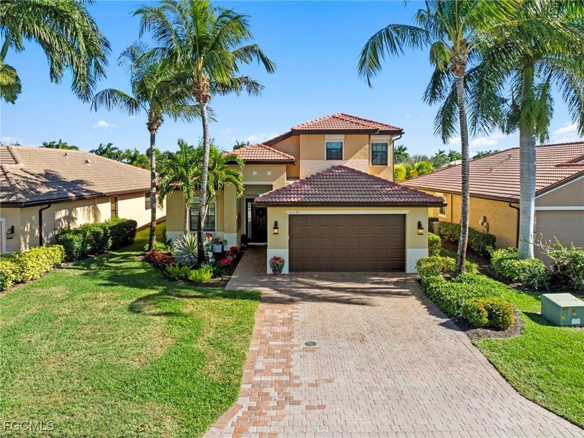 This beautifully updated Bedford model is perfectly positioned - Beach Home for sale in Bonita Springs, Florida on Beachhouse.com