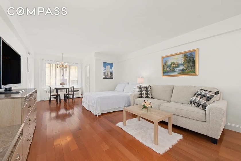 The corner unit is very private and has many windows throughout - Beach Condo for sale in New York, New York on Beachhouse.com