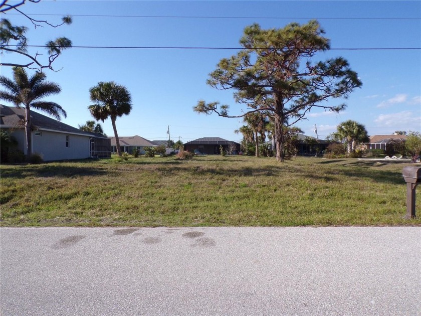 This lot is located near the highly desirable Long Meadow Golf - Beach Lot for sale in Rotonda West, Florida on Beachhouse.com