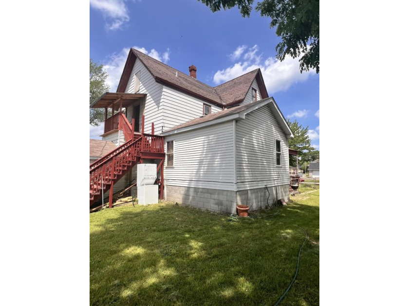 Multi-Unit Rehabbed Unit awaits final touches, electrical system - Beach Home for sale in Gary, Indiana on Beachhouse.com