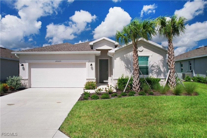 Welcome to your dream home at Ibis Landing Golf & Country Club! - Beach Home for sale in Lehigh Acres, Florida on Beachhouse.com