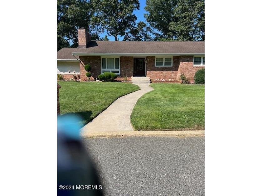 603 Carol Avenue - Beach Home for sale in Oakhurst, New Jersey on Beachhouse.com