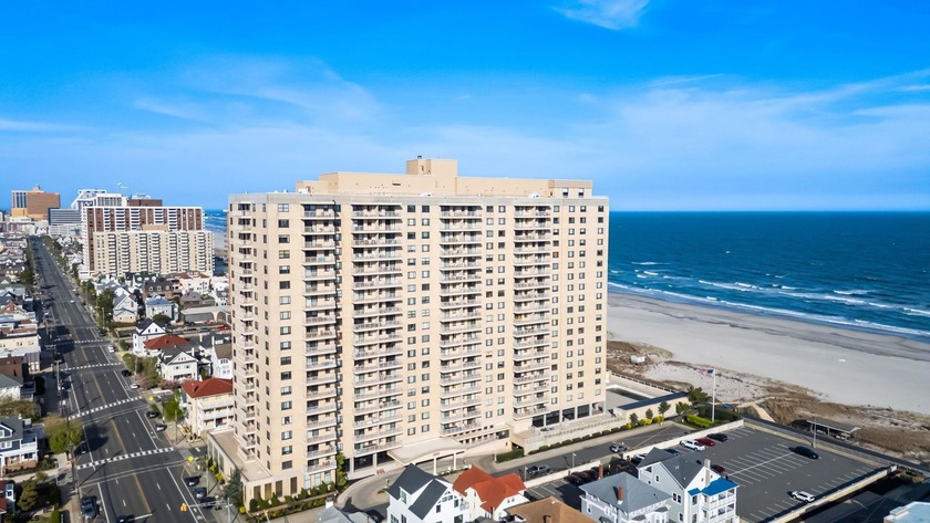 Rarely available double unit offering nearly 2,000 square feet - Beach Condo for sale in Ventnor, New Jersey on Beachhouse.com