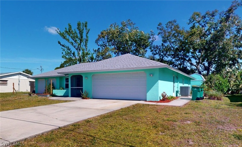 Major Price Reduction!!! *** WATERFRONT POOL HOME - IMPACT - Beach Home for sale in Port Charlotte, Florida on Beachhouse.com
