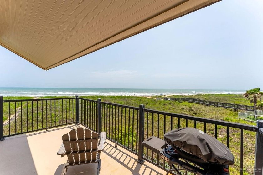 Charming 3rd-floor beachfront condo with private garage - Beach Condo for sale in South Padre Island, Texas on Beachhouse.com