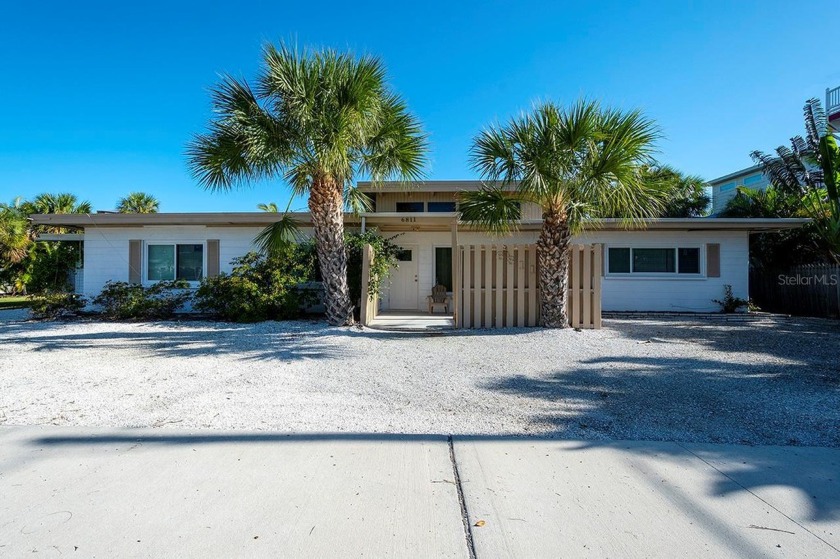 Under contract-accepting backup offers. Opportunity knocks! - Beach Home for sale in Holmes Beach, Florida on Beachhouse.com
