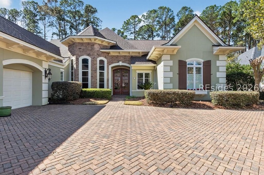 Located in the prestigious Berkeley Hall Club along Bluffton's - Beach Home for sale in Bluffton, South Carolina on Beachhouse.com
