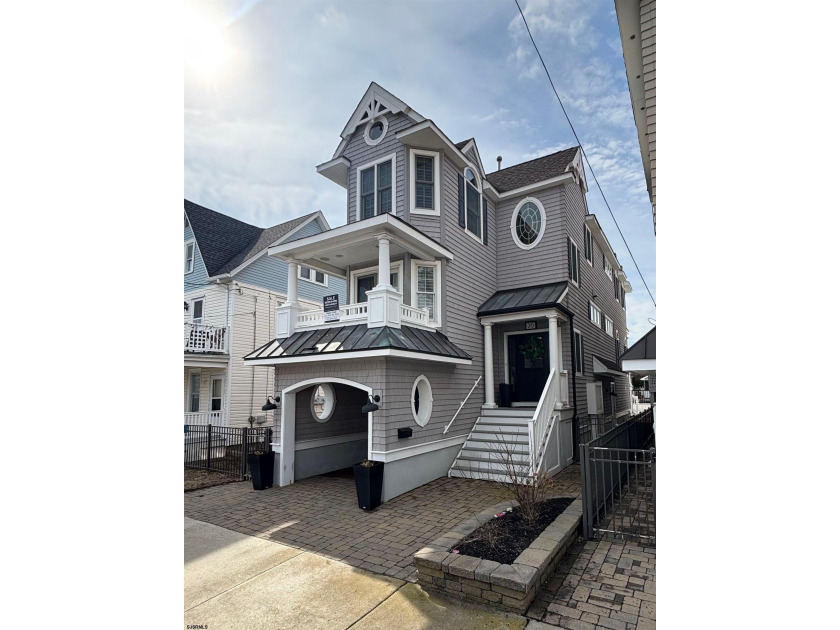 Welcome to your waterfront oasis in the heart of Ocean City! - Beach Home for sale in Ocean City, New Jersey on Beachhouse.com