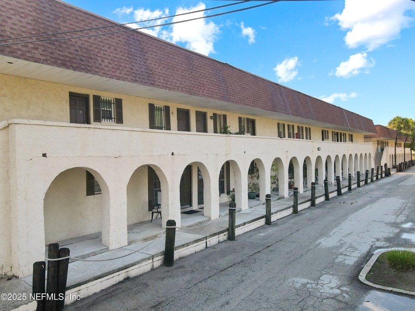 Welcome to this stunning 3-bedroom, 2-bath condo, ideally - Beach Condo for sale in Jacksonville, Florida on Beachhouse.com