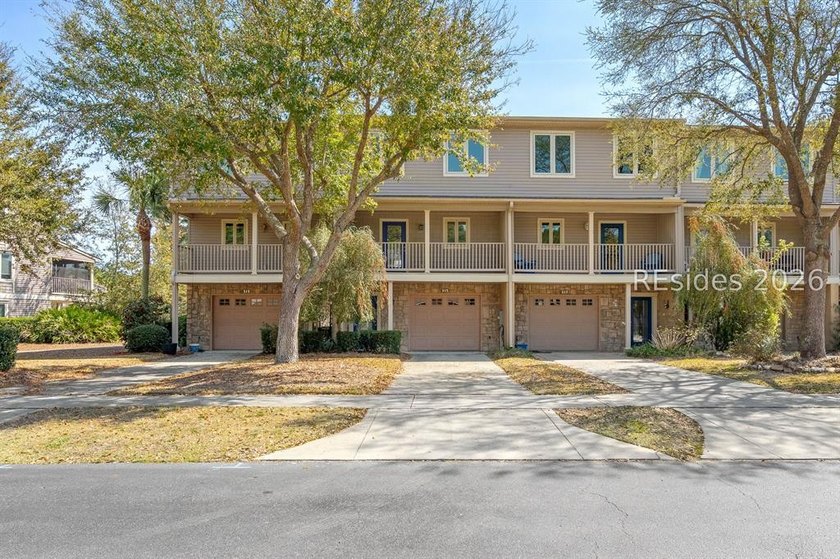 Welcome to this charming 4-bedroom, 3.5-bath townhome in the - Beach Home for sale in Hilton Head Island, South Carolina on Beachhouse.com