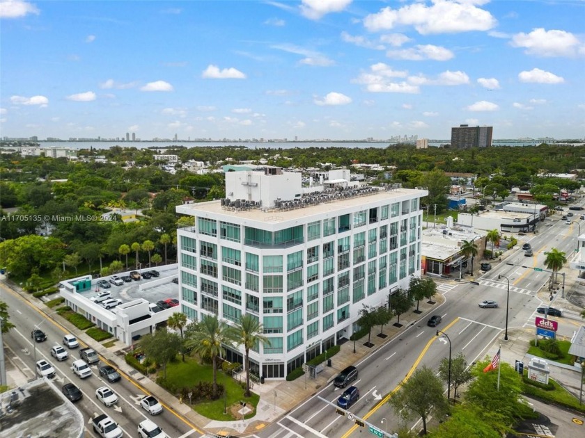 LIVE/ Work Loft!!! Modern, spacious loft with gorgeous polish - Beach Condo for sale in Miami, Florida on Beachhouse.com