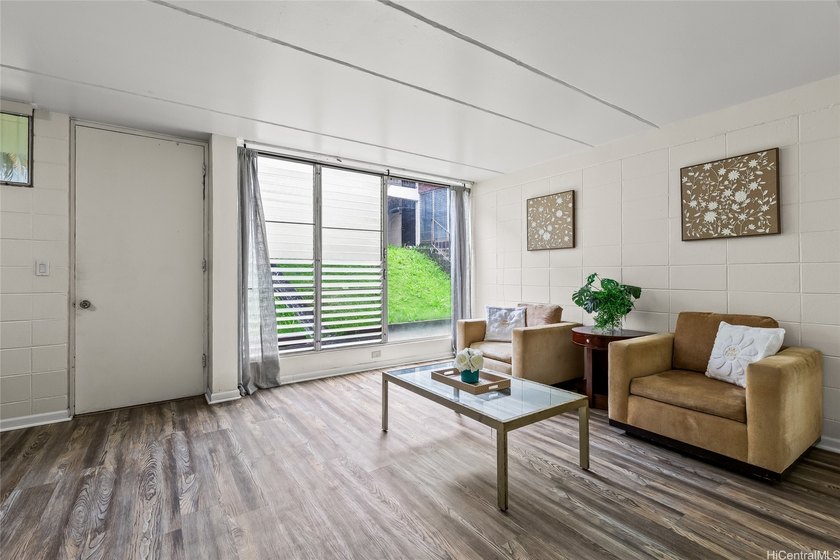 Are you looking for a cozy 2-bedroom/1-bathroom/1-parking condo - Beach Condo for sale in Mililani, Hawaii on Beachhouse.com