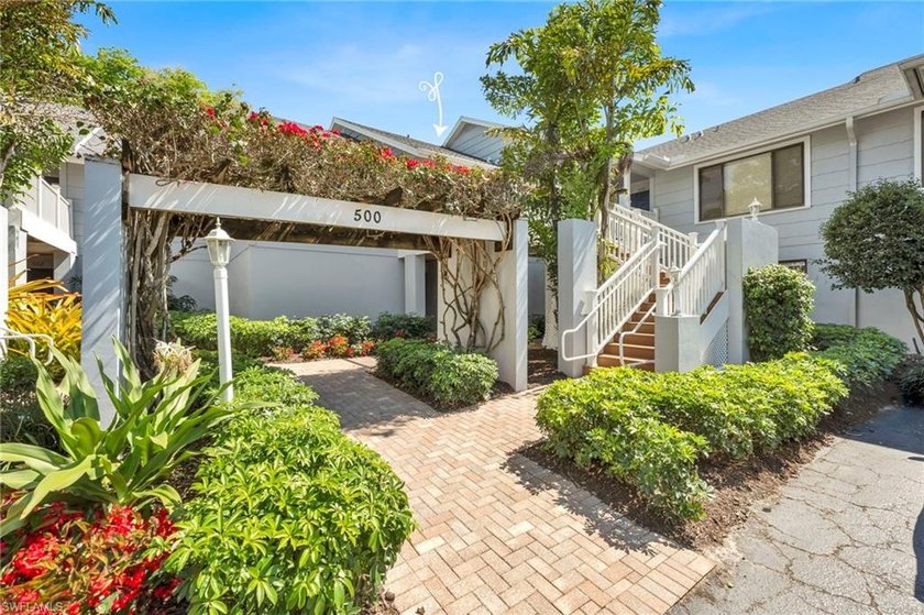 A must see...this rarely available Courtside Commons 2nd floor - Beach Condo for sale in Naples, Florida on Beachhouse.com