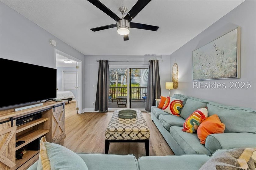 Completely renovated, this 2-bedroom, 2-bath Treetops villa - Beach Condo for sale in Hilton Head Island, South Carolina on Beachhouse.com