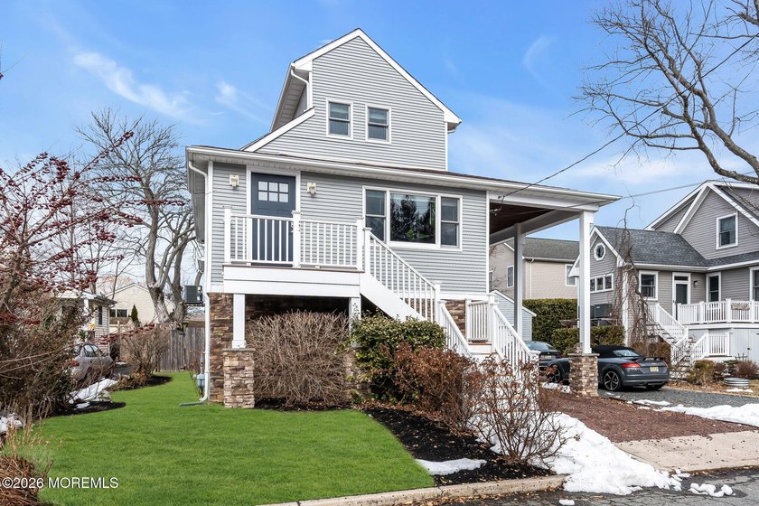 Picture Perfect! Lovely Renovated & Rebuilt in 2015 this 3 - Beach Home for sale in Rumson, New Jersey on Beachhouse.com