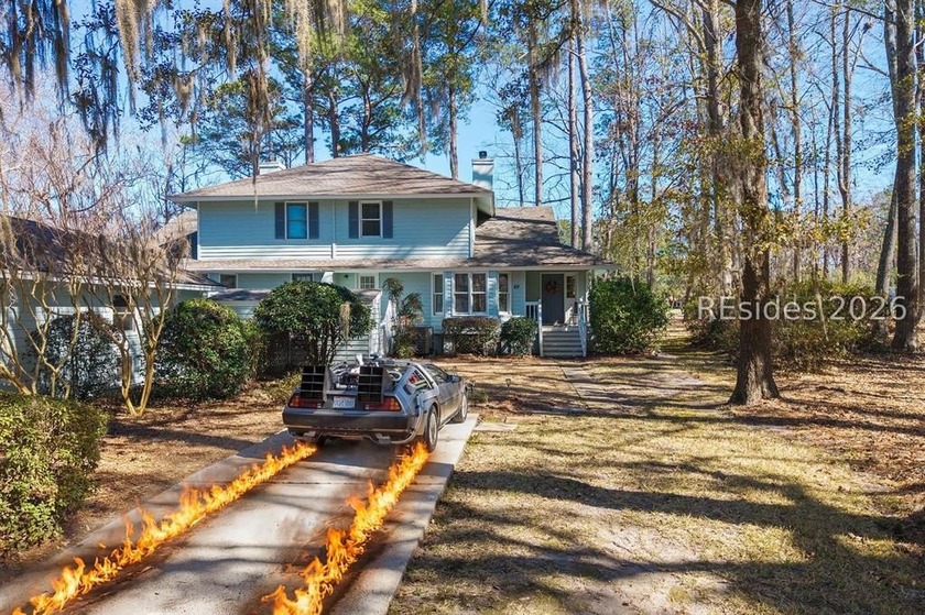 Step out of your DeLorean and back to 1987 at 49 Heron Walk on - Beach Home for sale in Okatie, South Carolina on Beachhouse.com
