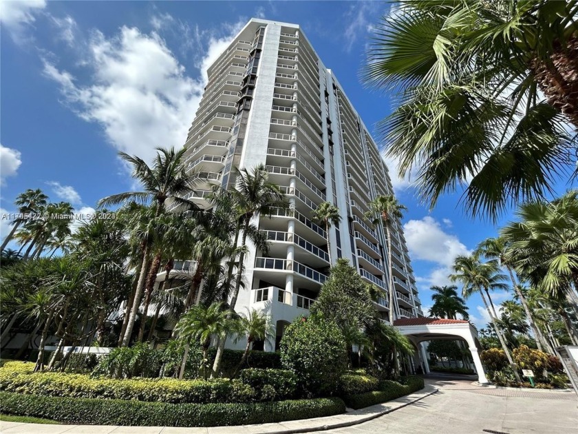 Rare opportunity to purchase fully renovated 3 bedroom at Harbor - Beach Condo for sale in Aventura, Florida on Beachhouse.com