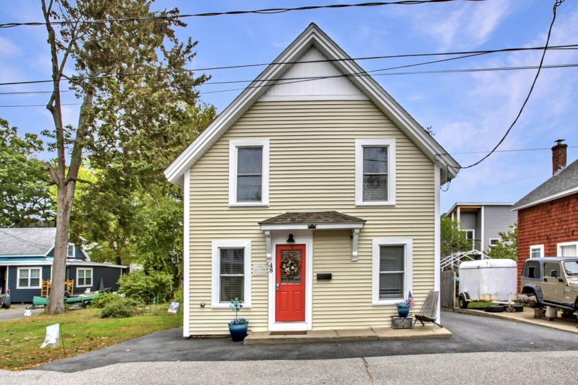 **OPEN HOUSE - Saturday, 10/5 from 11am-1pm** Completely - Beach Home for sale in Old Orchard Beach, Maine on Beachhouse.com