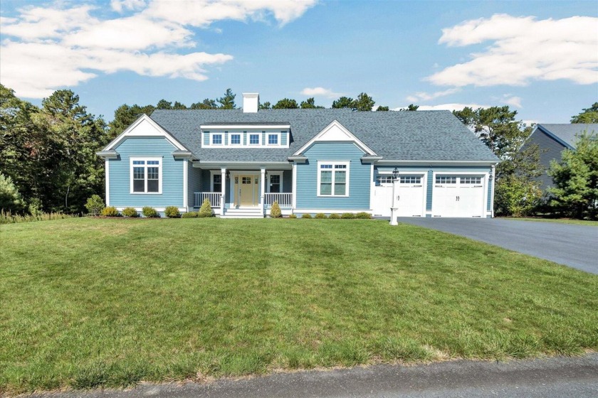 Home in prestigious Country Club Estates! Luxurious first floor - Beach Home for sale in Mashpee, Massachusetts on Beachhouse.com