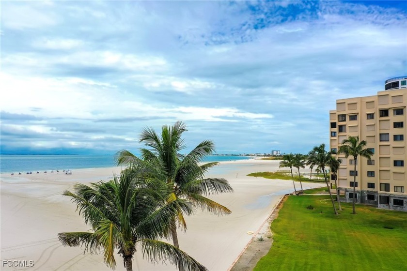 This beautifully remodeled 2-bedroom, 2-bath condo is located in - Beach Condo for sale in Fort Myers Beach, Florida on Beachhouse.com