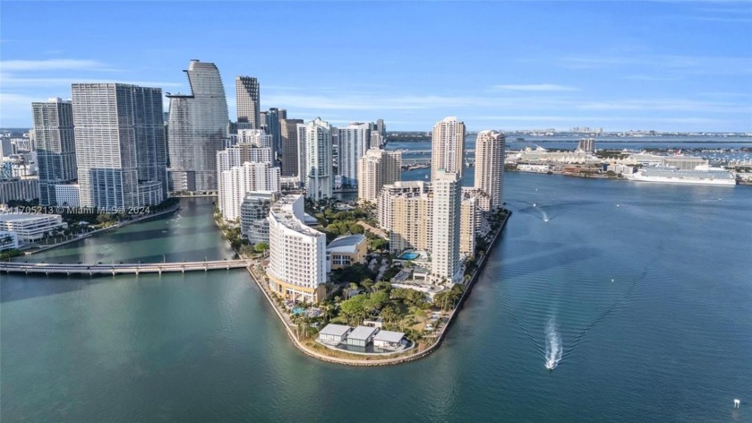 Welcome to the best waterfront corner unit at the Isola - Beach Condo for sale in Miami, Florida on Beachhouse.com